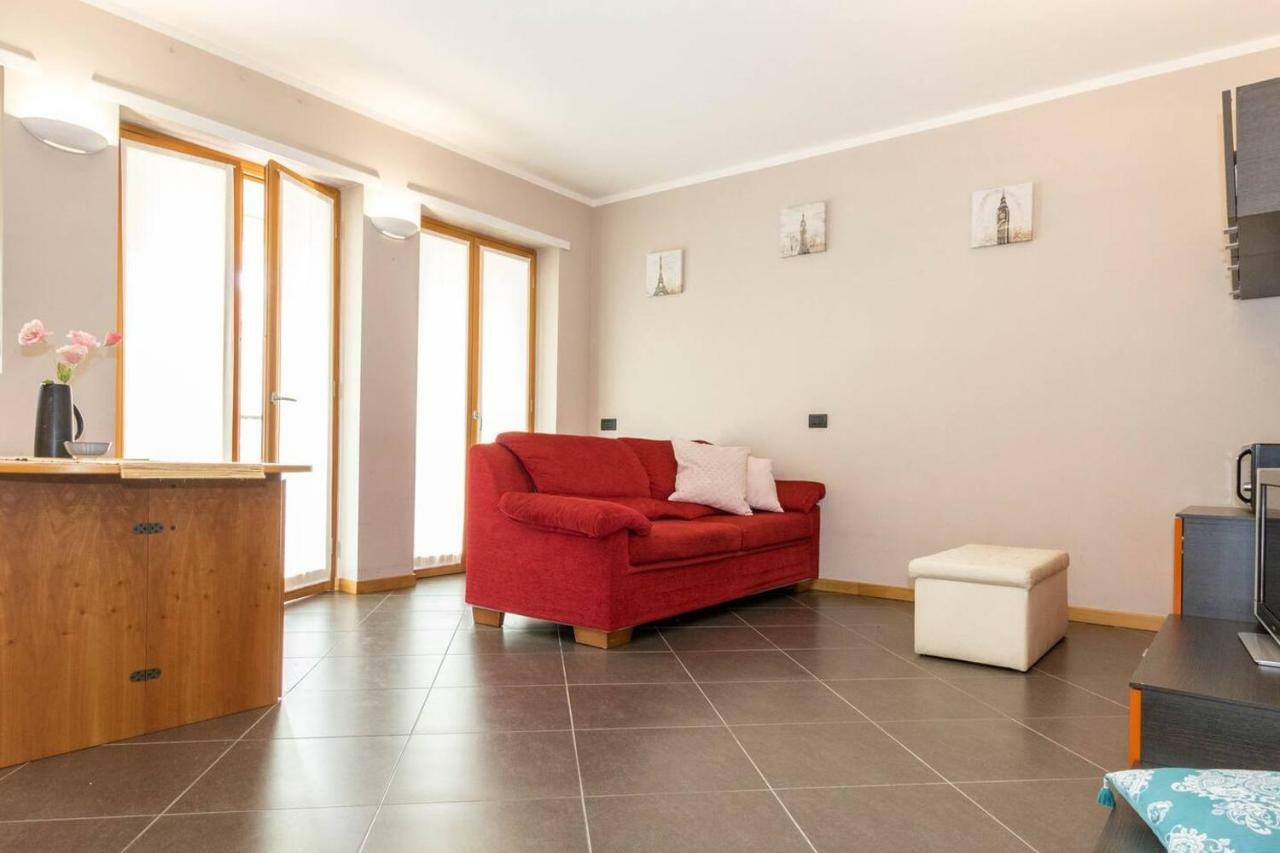 Altido For 4 With Terrace In A Quiet Residential Area Appartement *