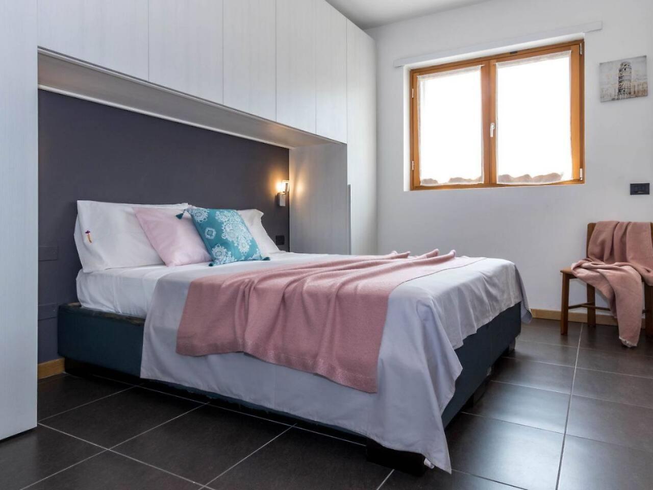 Altido For 4 With Terrace In A Quiet Residential Area Appartement *