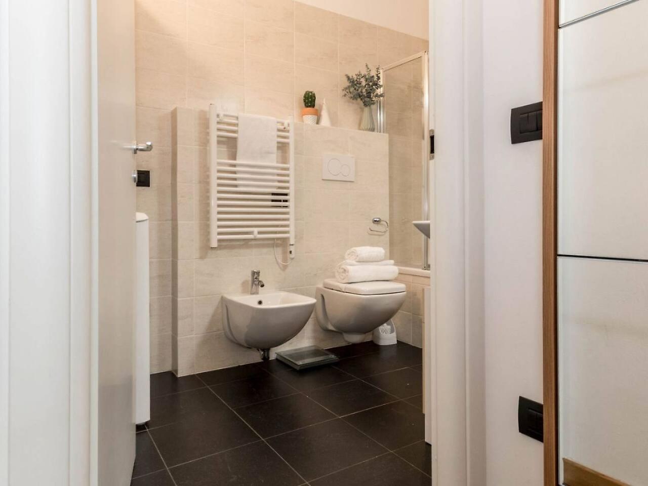 Altido For 4 With Terrace In A Quiet Residential Area * Milaan